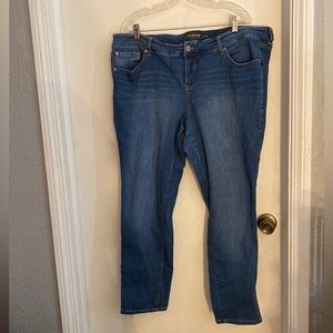 Torrid Women's Premium Boyfriend Cropped Dark Wash Jeans Size 20S